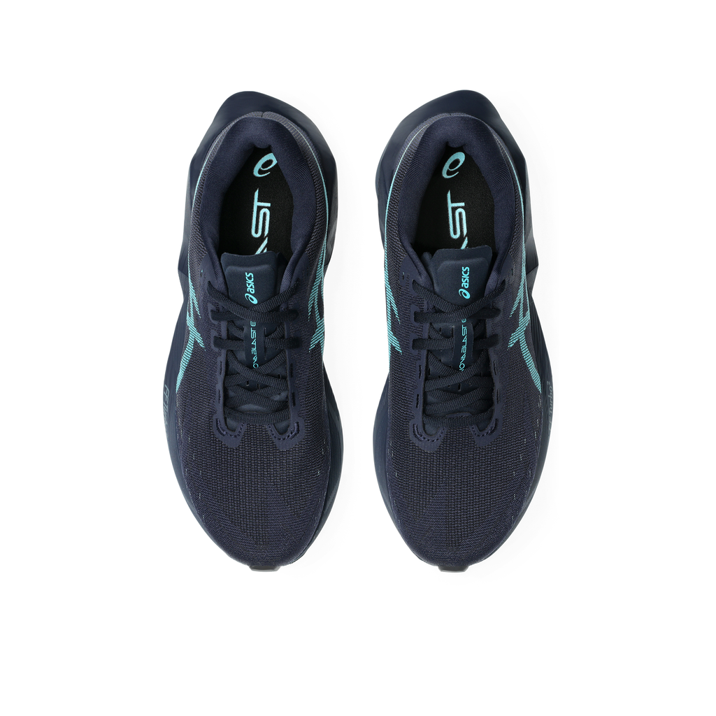 ASICS Männer Novablast 6