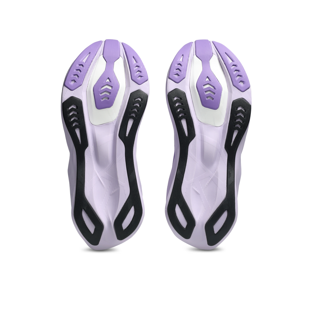 ASICS Frauen Novablast 6