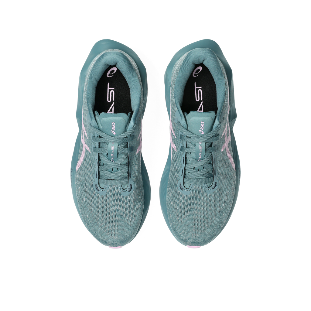 ASICS Frauen Novablast 6