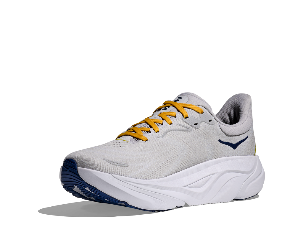 Hoka Männer Arahi 8
