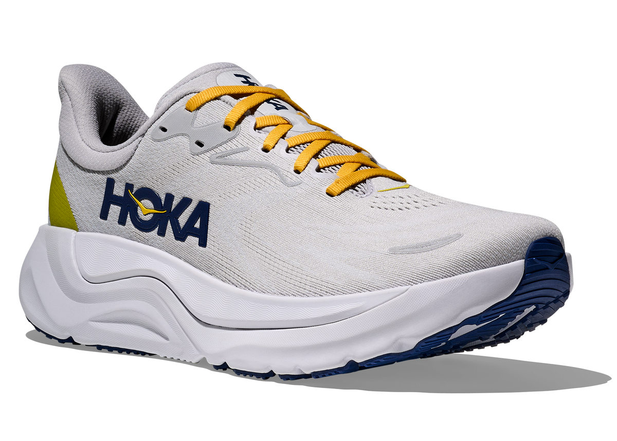 Hoka Männer Arahi 8
