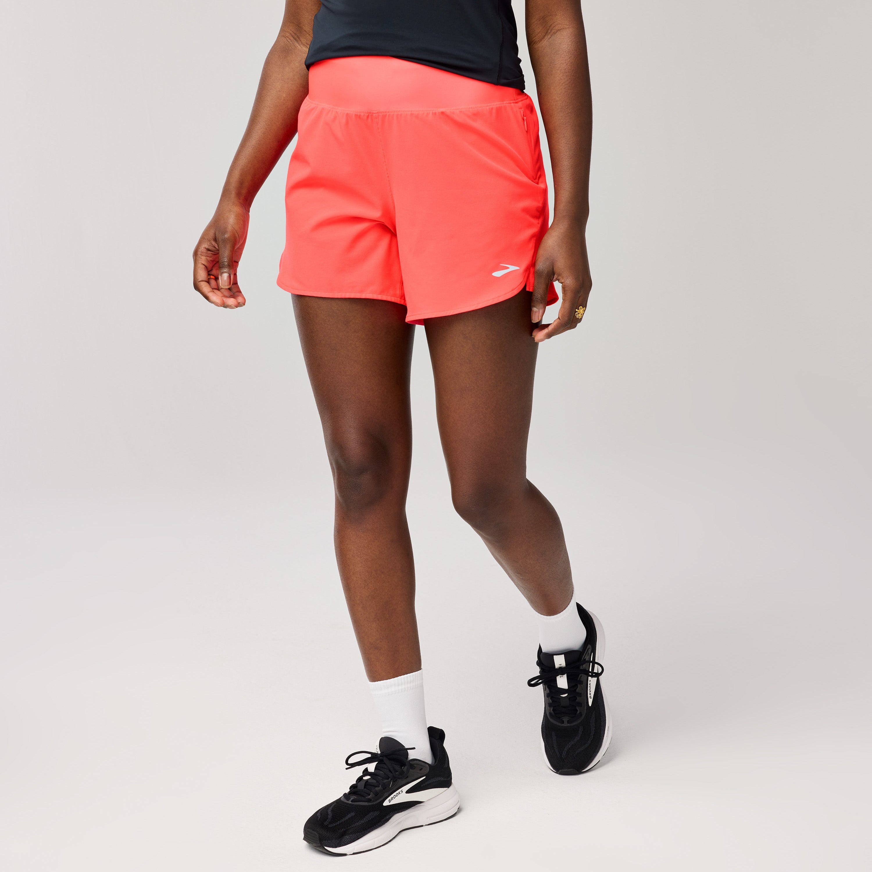 Brooks Frauen Chaser 5' Shorts 2.0