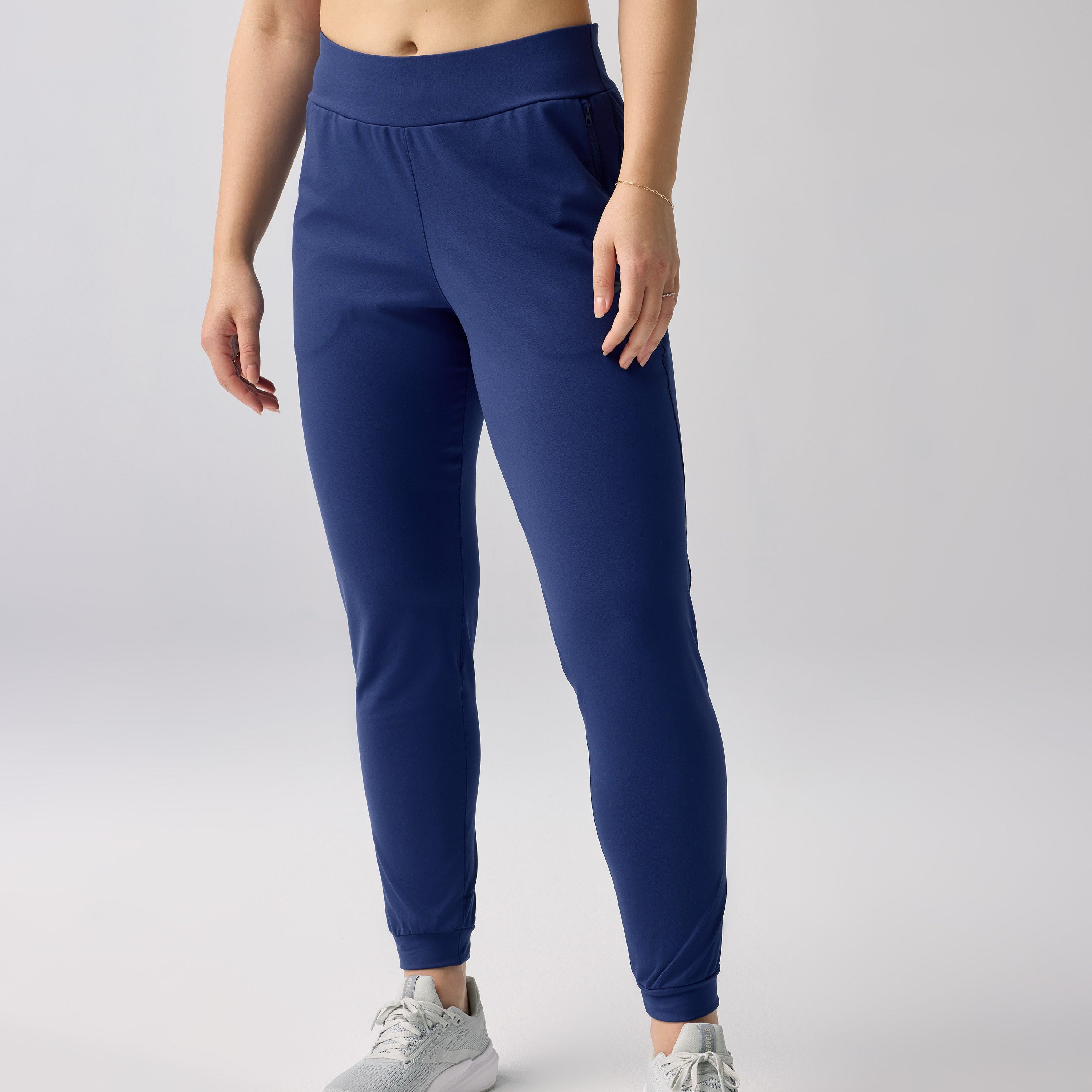 Brooks Frauen Momentum Thermal Jogger 2.0