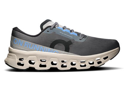 Auf dem Men's Cloudmonster 3