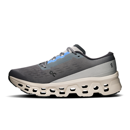 Auf dem Men's Cloudmonster 3