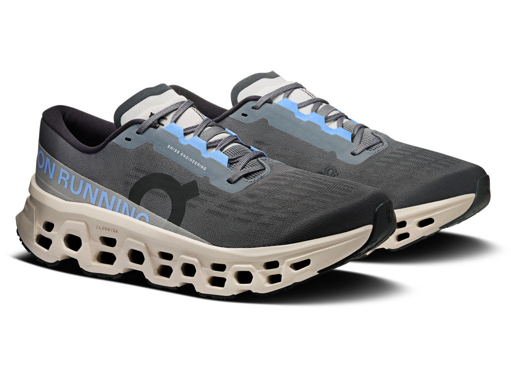 Auf dem Men's Cloudmonster 3