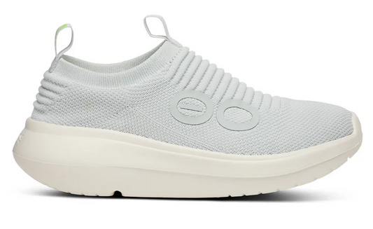 OOFOS Frauen OOmy Zen Schuh