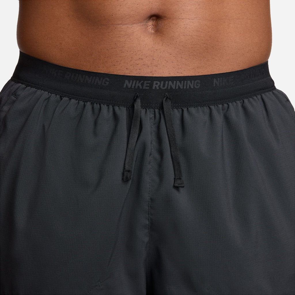 Nike Männer Dri-FIT Stride 5' Running Shorts