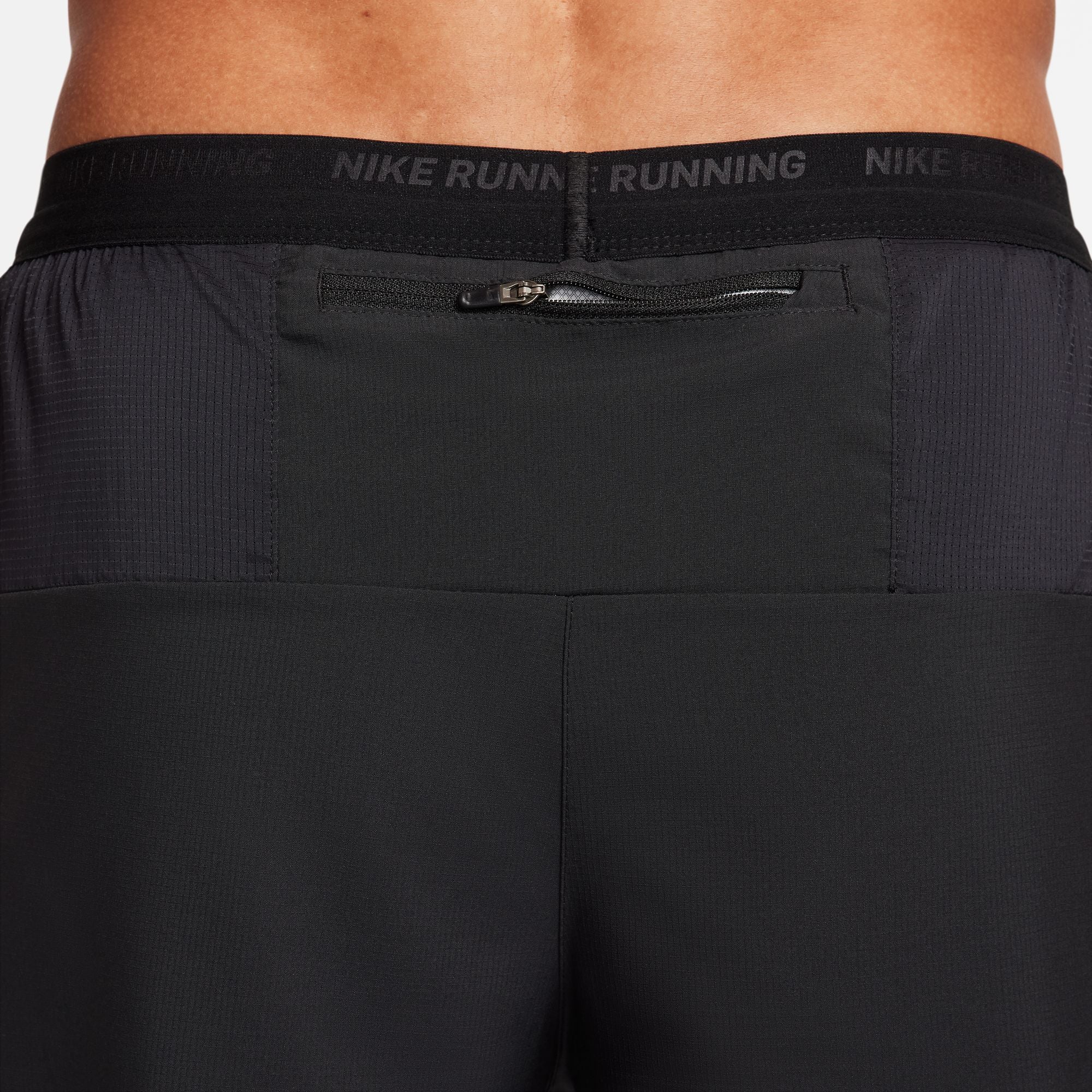 Nike Männerschritt Dri-FIT 5 '2-in-1 Running Shorts