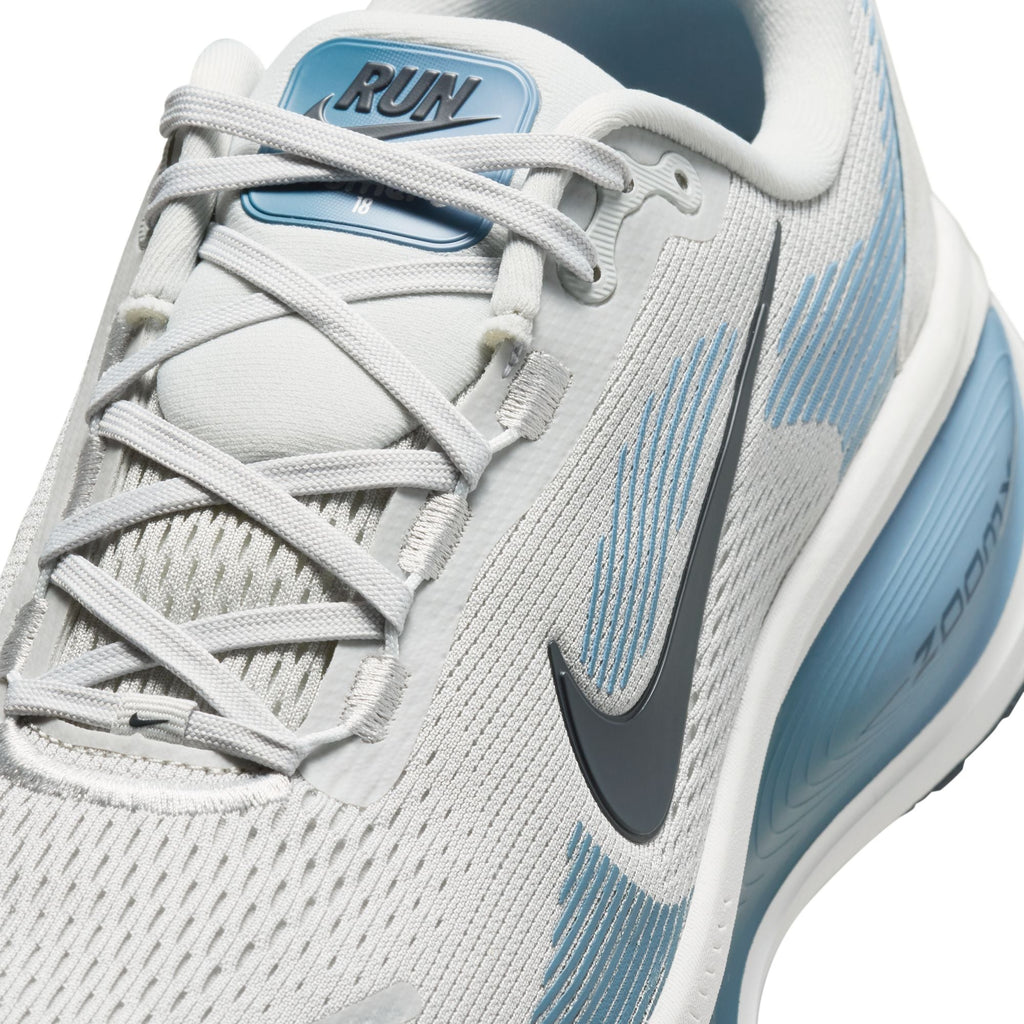 Nike Männer Vomero 18