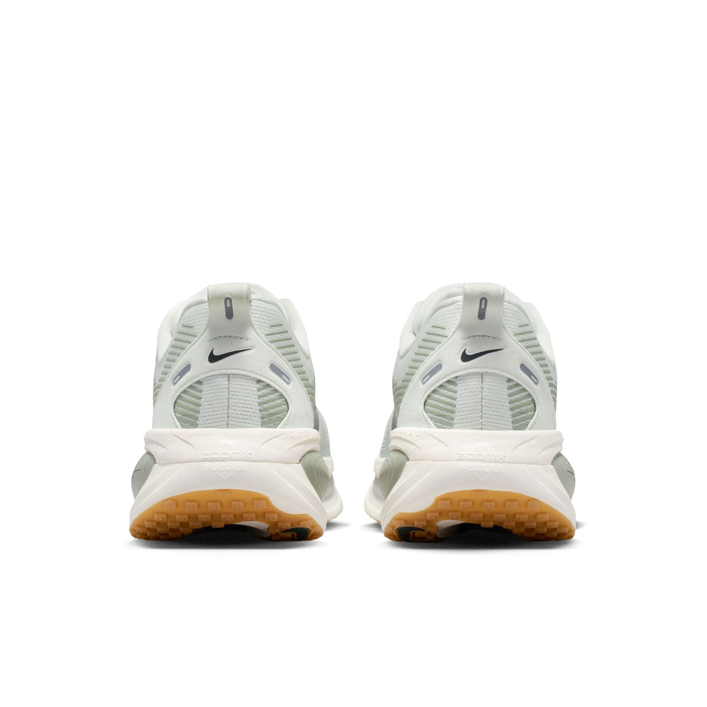 Nike Männer Vomero 18