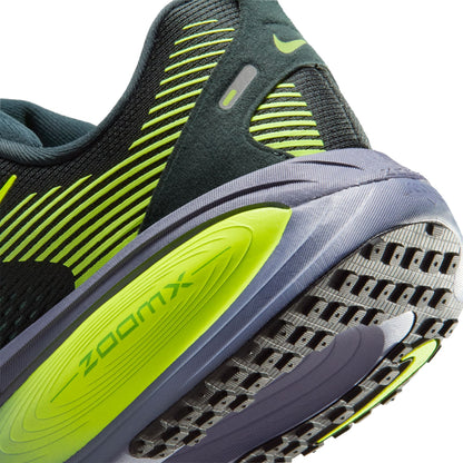 Nike Männer Vomero 18