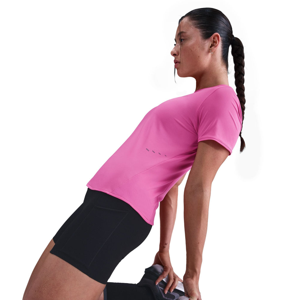 Nike Frauen Swift Dri-FIT Shorts-Sleeve Running Top