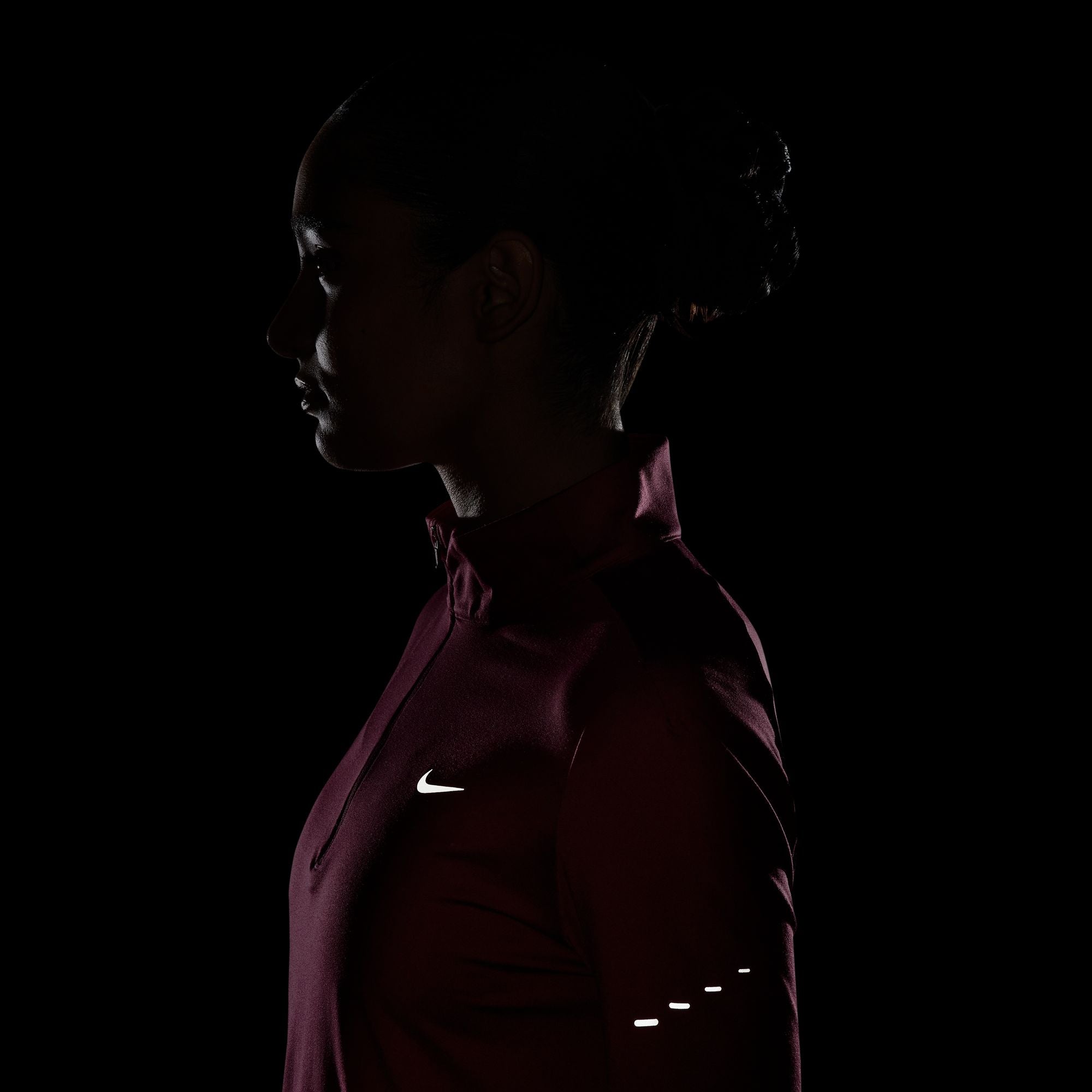 Nike Frauen Swift Dri-FIT UV 1/4-Zip Running Top