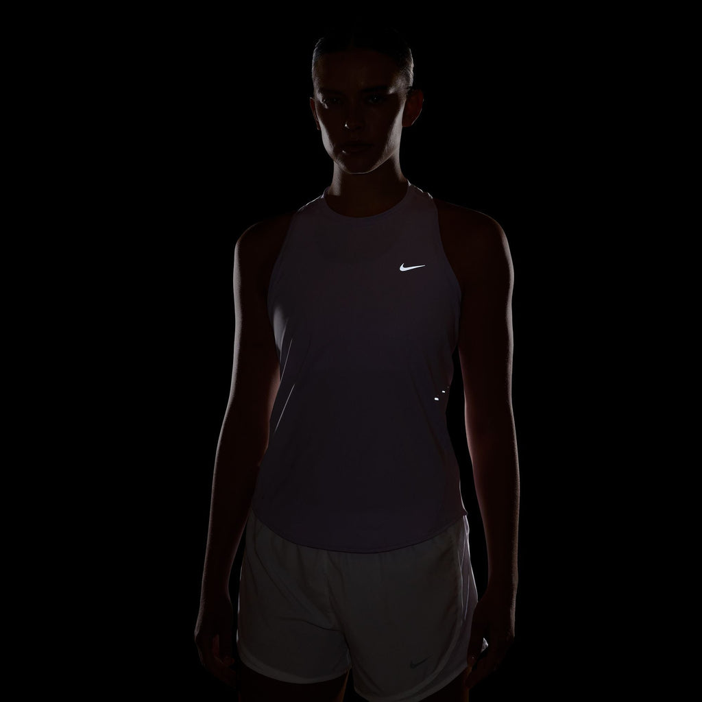 Nike Frauen Swift Dri-FIT Running Tanktop