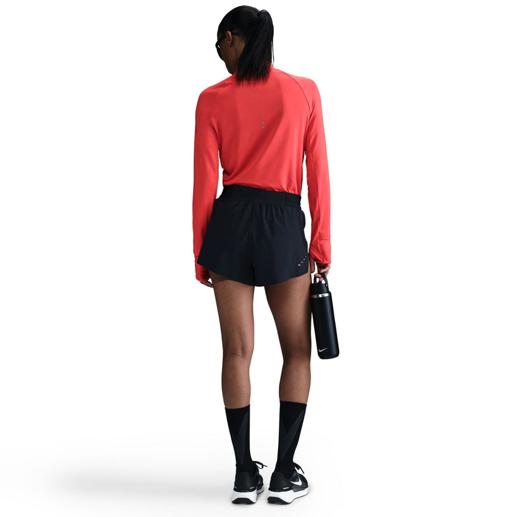 Nike Frauen Swift Dri-FIT Mid-Rise 2,5' Kurz-Lined Running Shorts