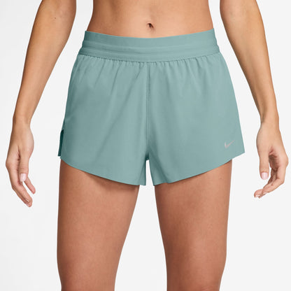 Nike Frauen Swift Dri-FIT Mid-Rise 2,5' Kurz-Lined Running Shorts
