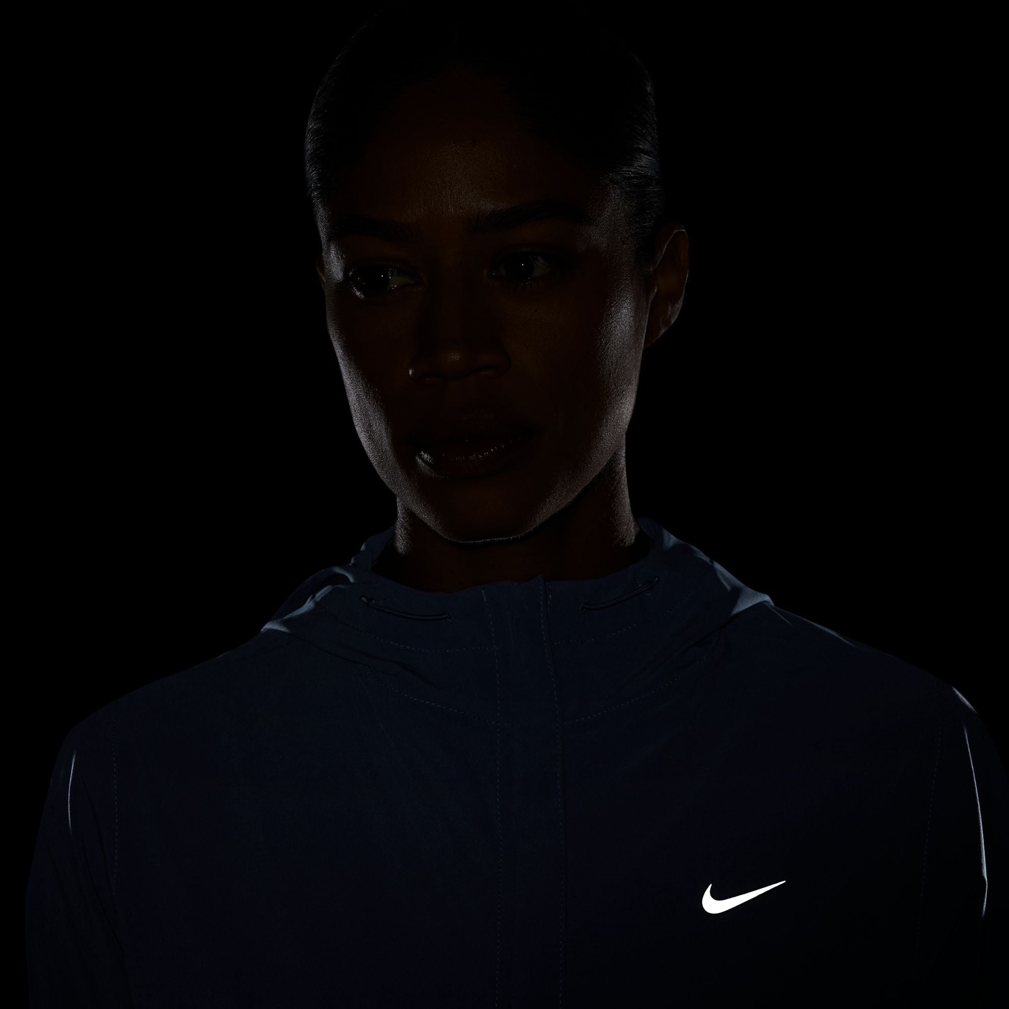 Nike Damen Swift Repelable Packable Running Jacke