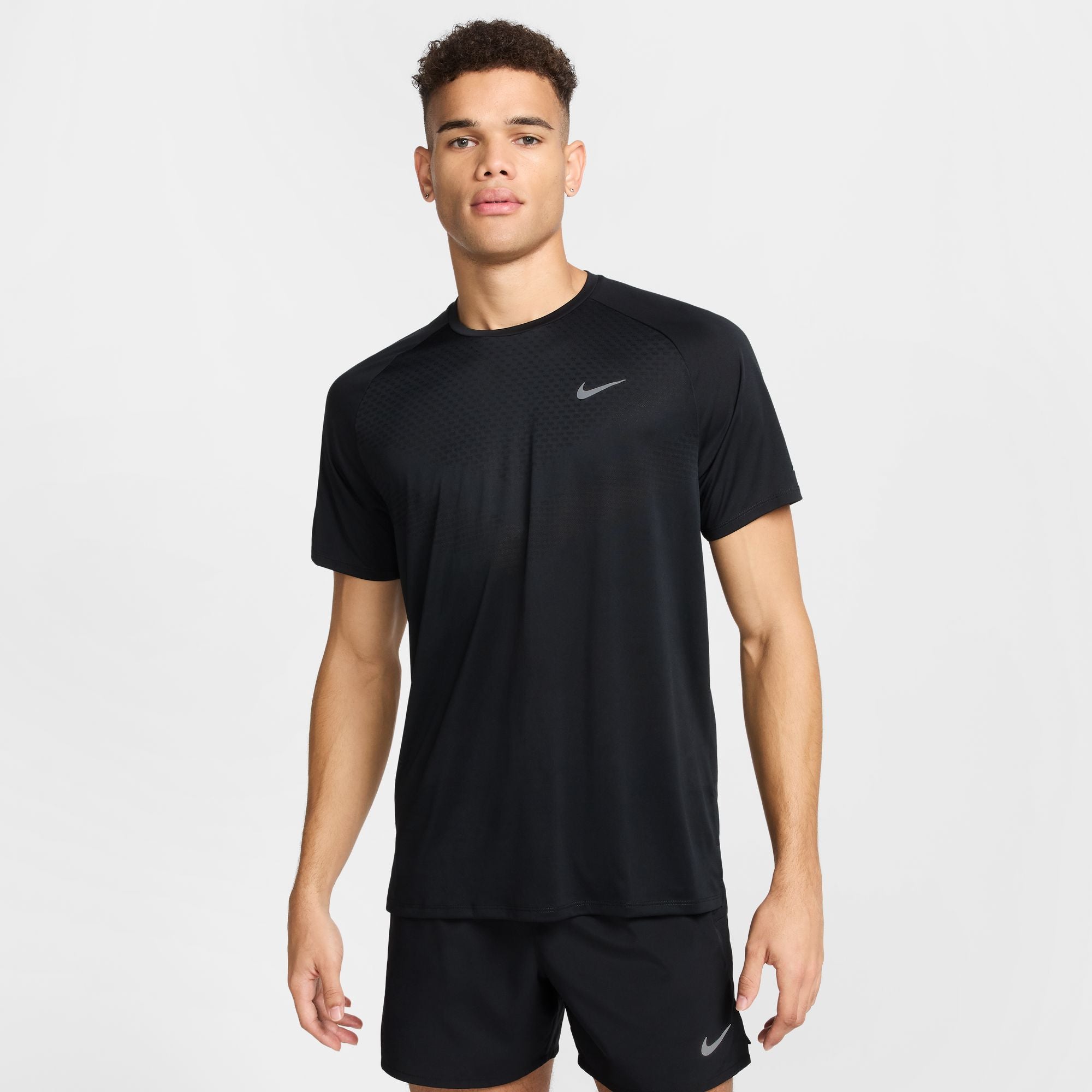 Nike Männer Stride Dri-FIT ADV Shorts-Sleeve Running Top
