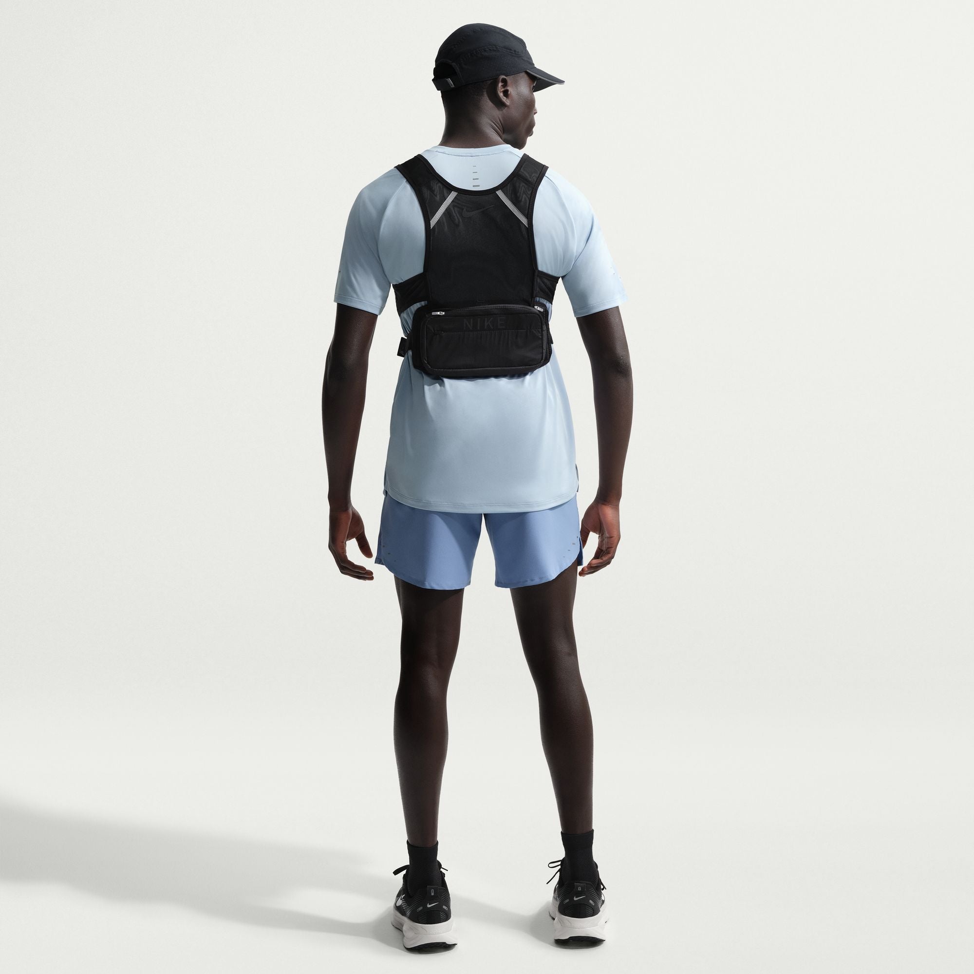 Nike Männer Stride Dri-FIT ADV Shorts-Sleeve Running Top