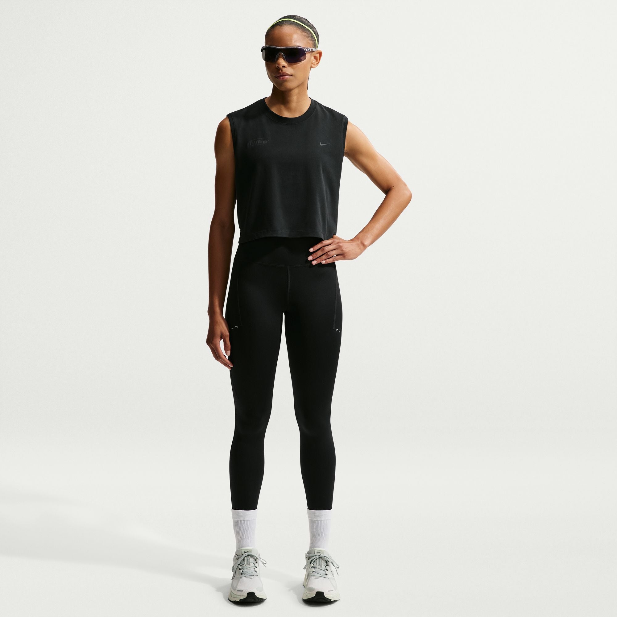 Nike Frauen Swift Schmetterling Ärmellos Crop Tee