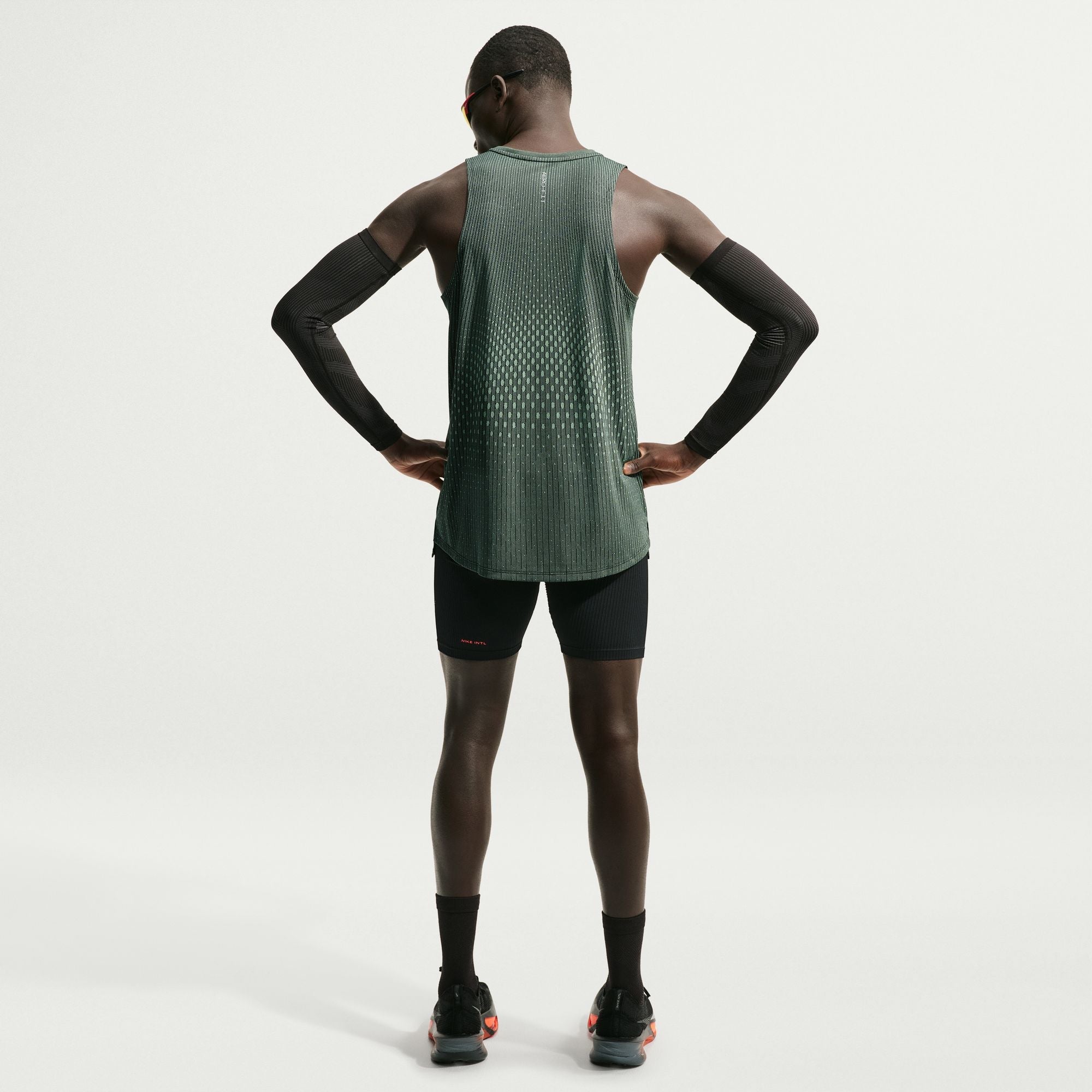 Nike Stride Aero-Fit Running Tanktop für Männer
