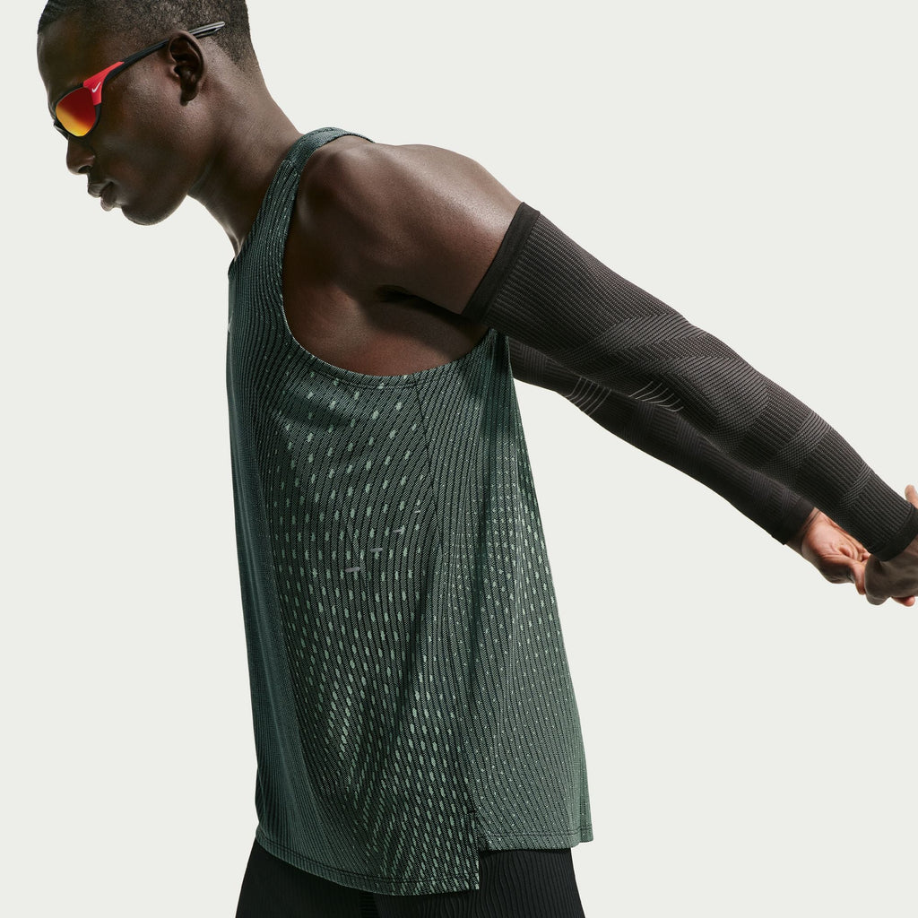 Nike Stride Aero-Fit Running Tanktop für Männer