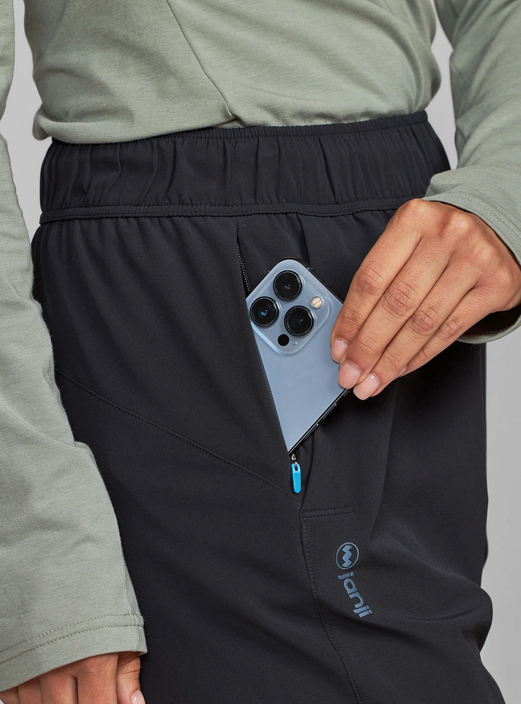 Janji Frauen Transit Tech Pant