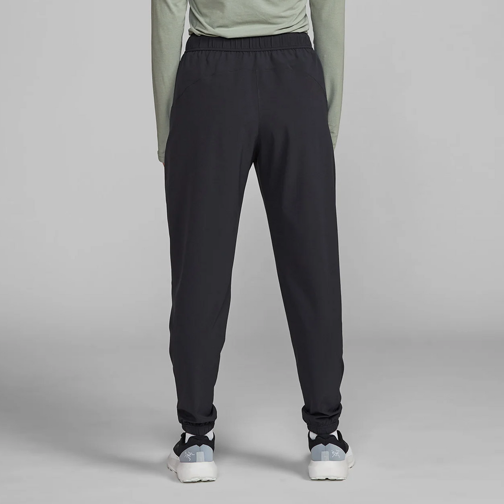 Janji Frauen Transit Tech Pant