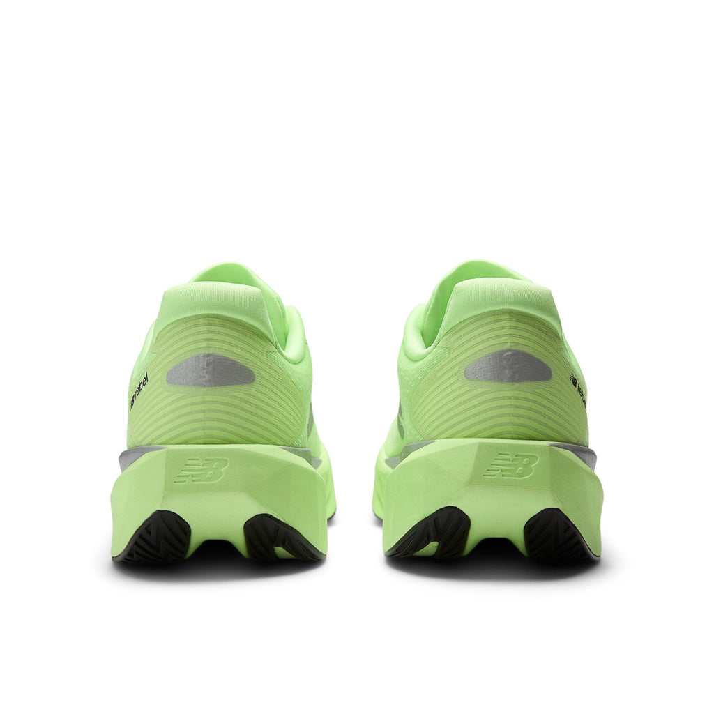 New Balance Männer FuelCell Rebel V5