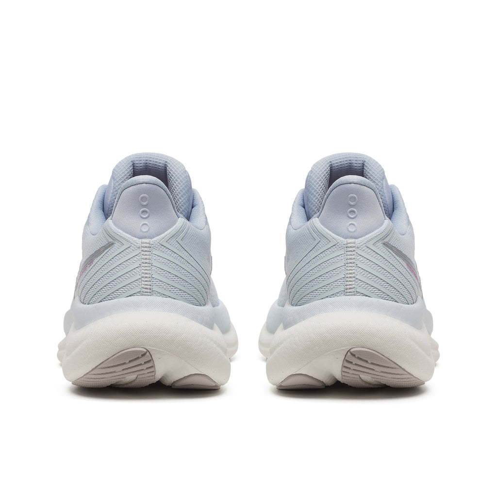 Saucony Frauen Triumph 23