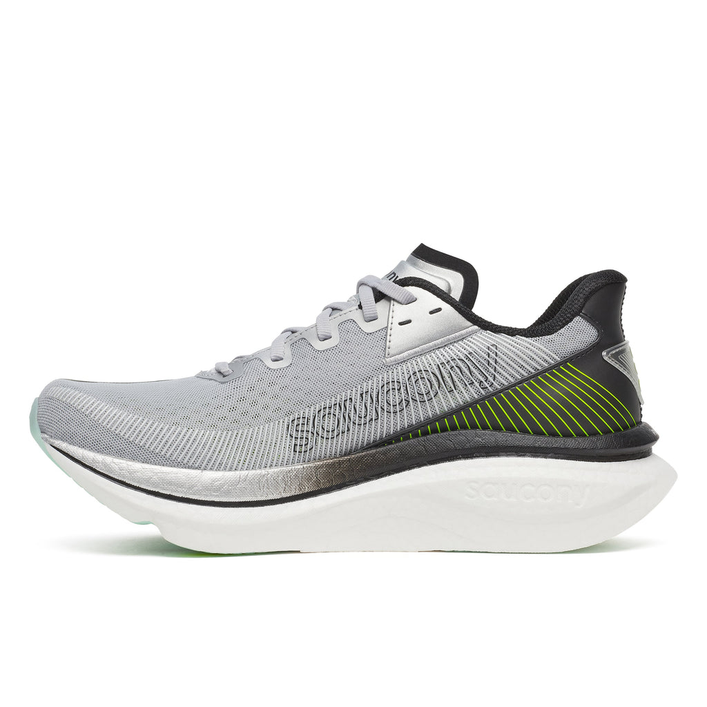 Saucony Männer Endorphin Azura