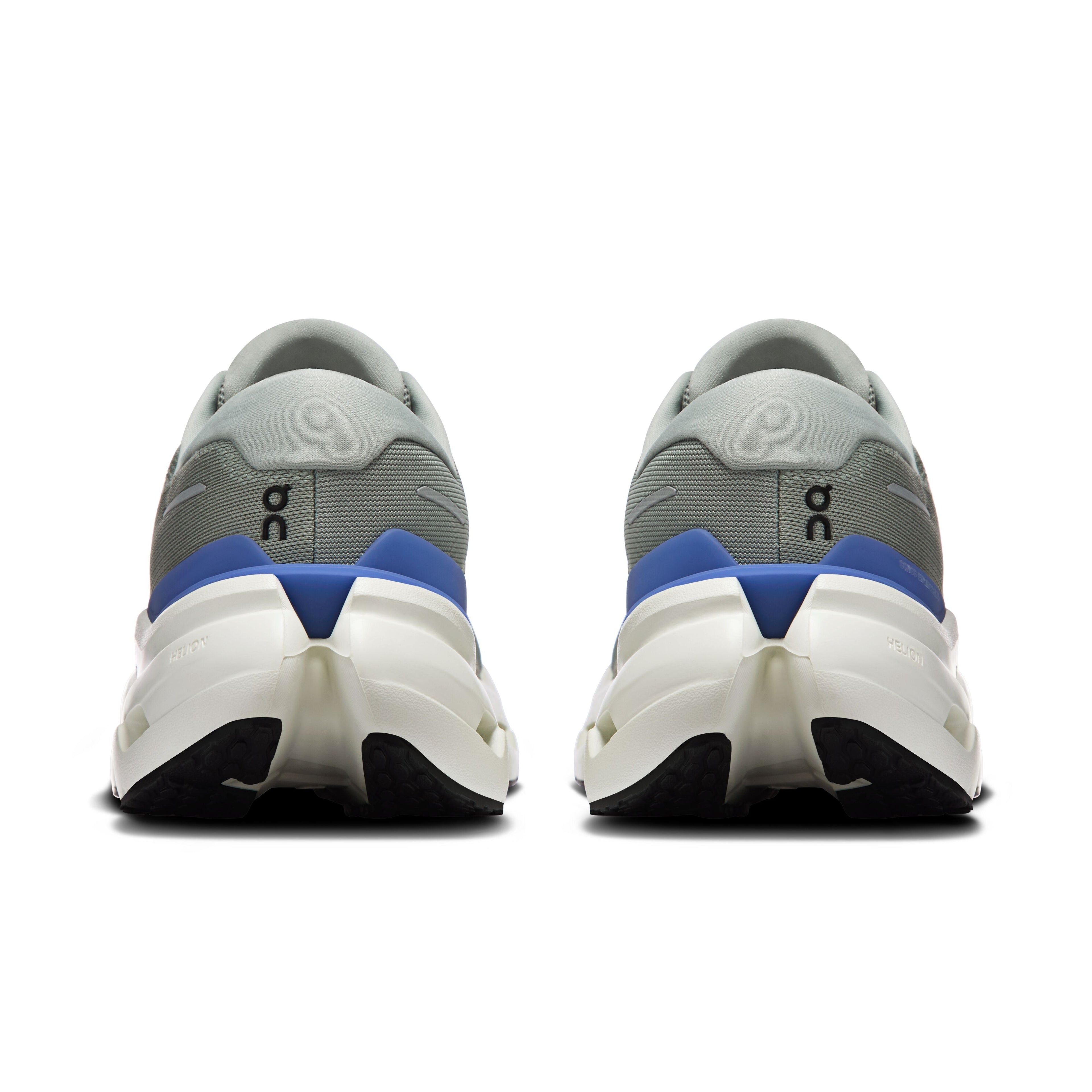 Über den Men's Cloudrunner 3