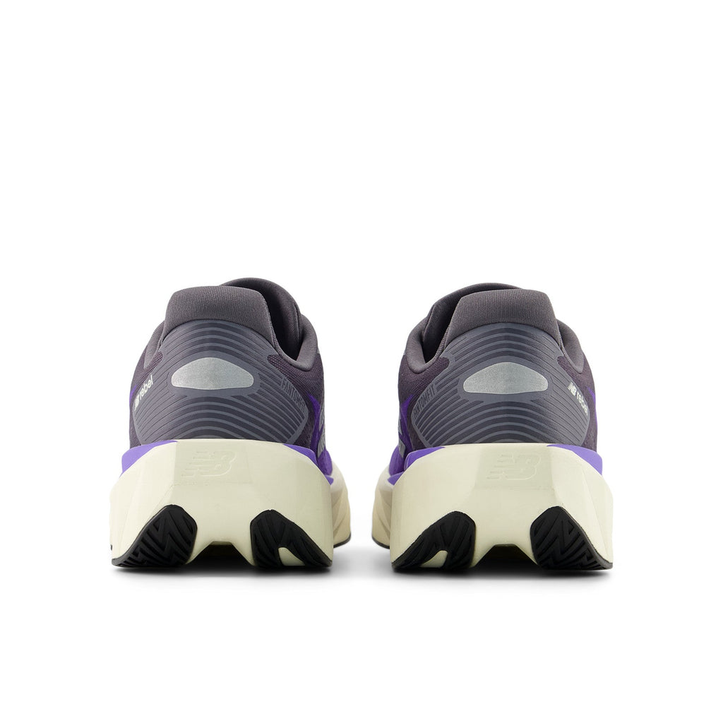 New Balance Frauen FuelCell Rebel V5