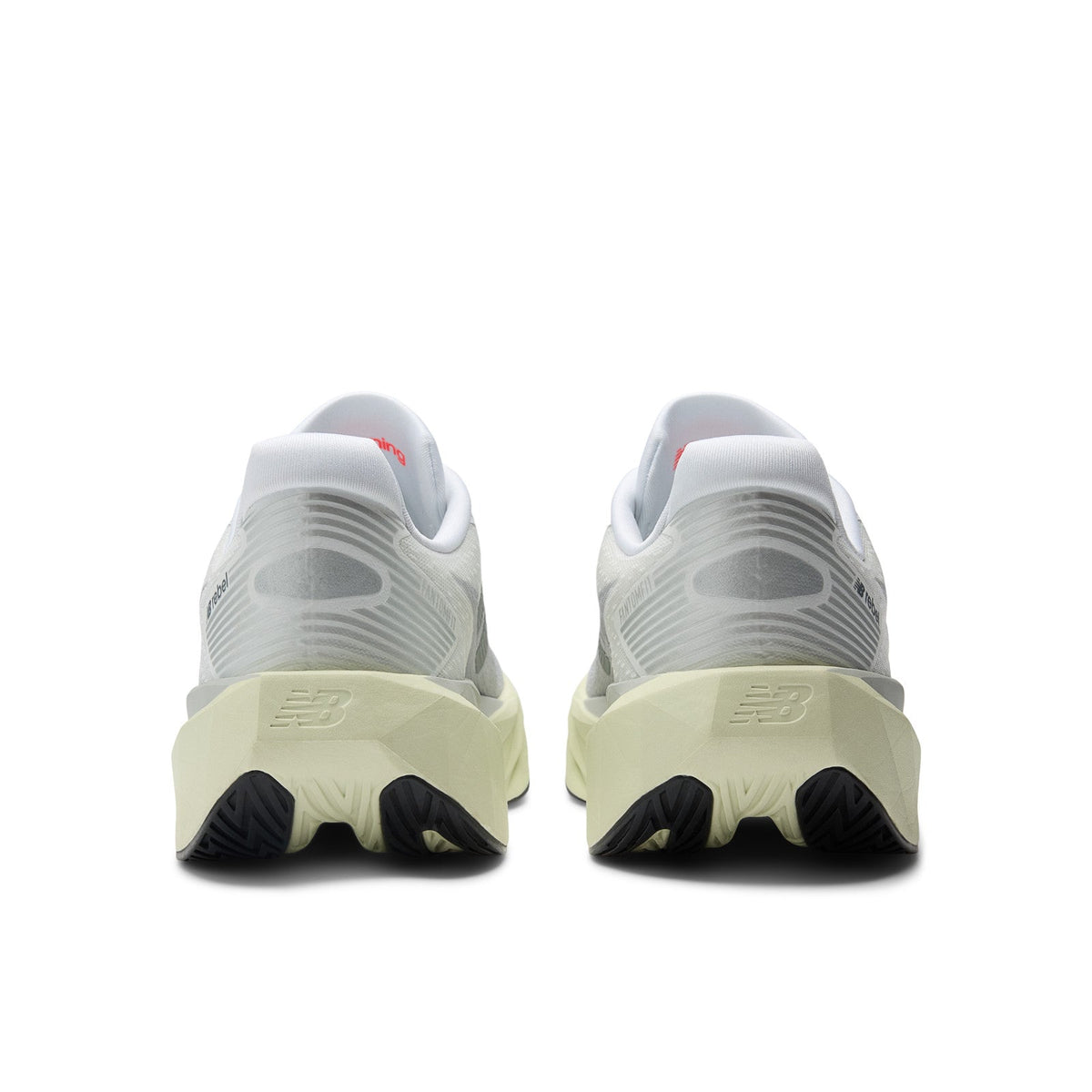 New Balance Frauen FuelCell Rebel V5