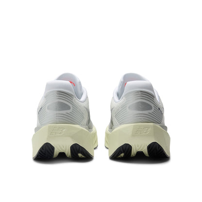 New Balance Frauen FuelCell Rebel V5