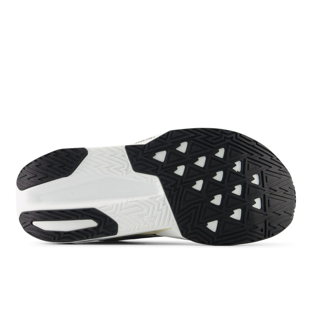 New Balance Frauen FuelCell Rebel V5