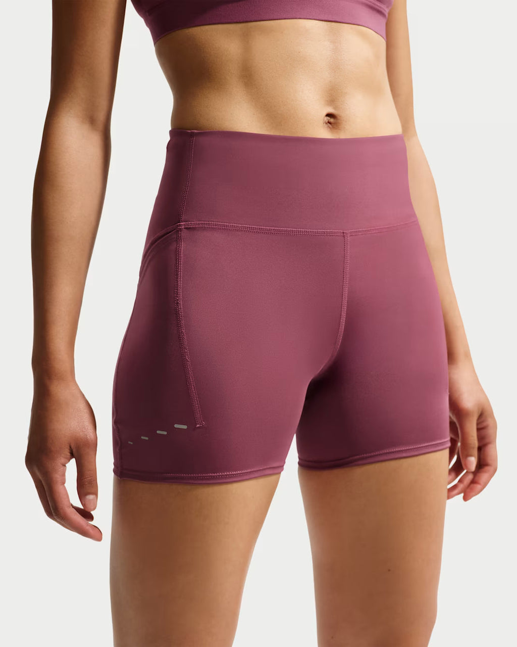 Nike Frauen Swift High-Waisted 4' Tight Running Shorts mit Taschen