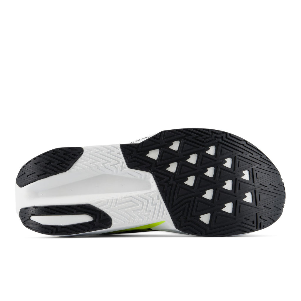 New Balance Männer FuelCell Rebel V5