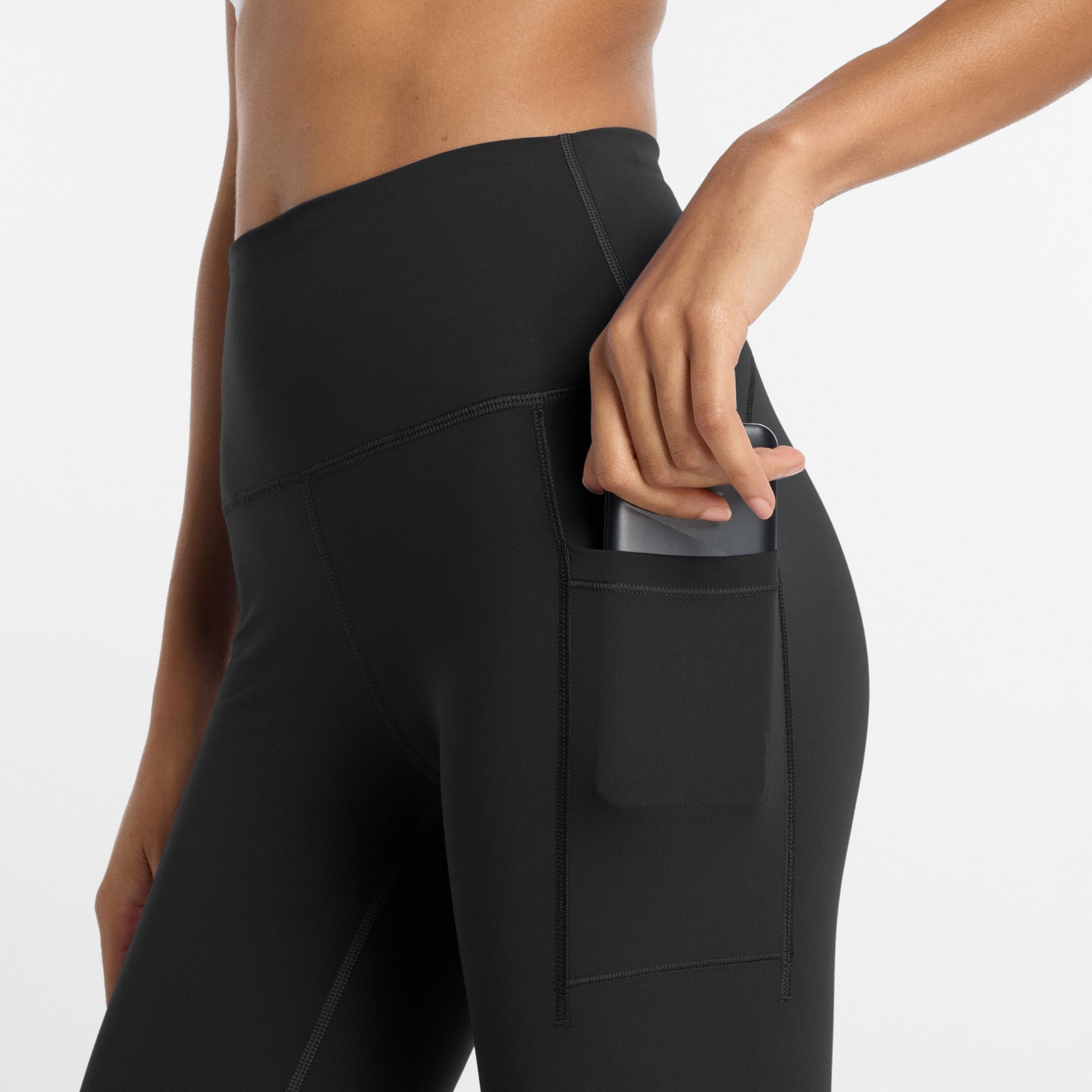 New Balance Frauen NB Sleek Pocket High Rise Legging 27'